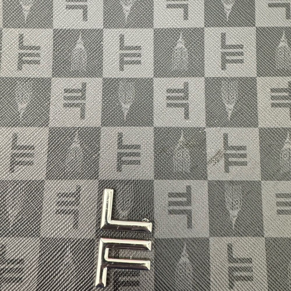 London Fog Black and Gray Crossbody Bag - Picture 4 of 10